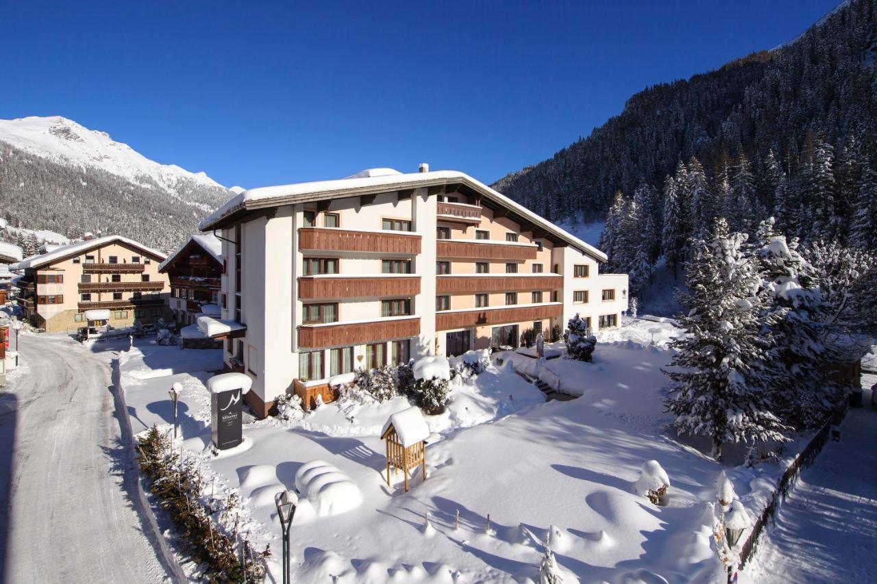 "Quality Hosts Arlberg" Hotel Garni Moessmer サンクト・アントン・アム・アールベルク エクステリア 写真