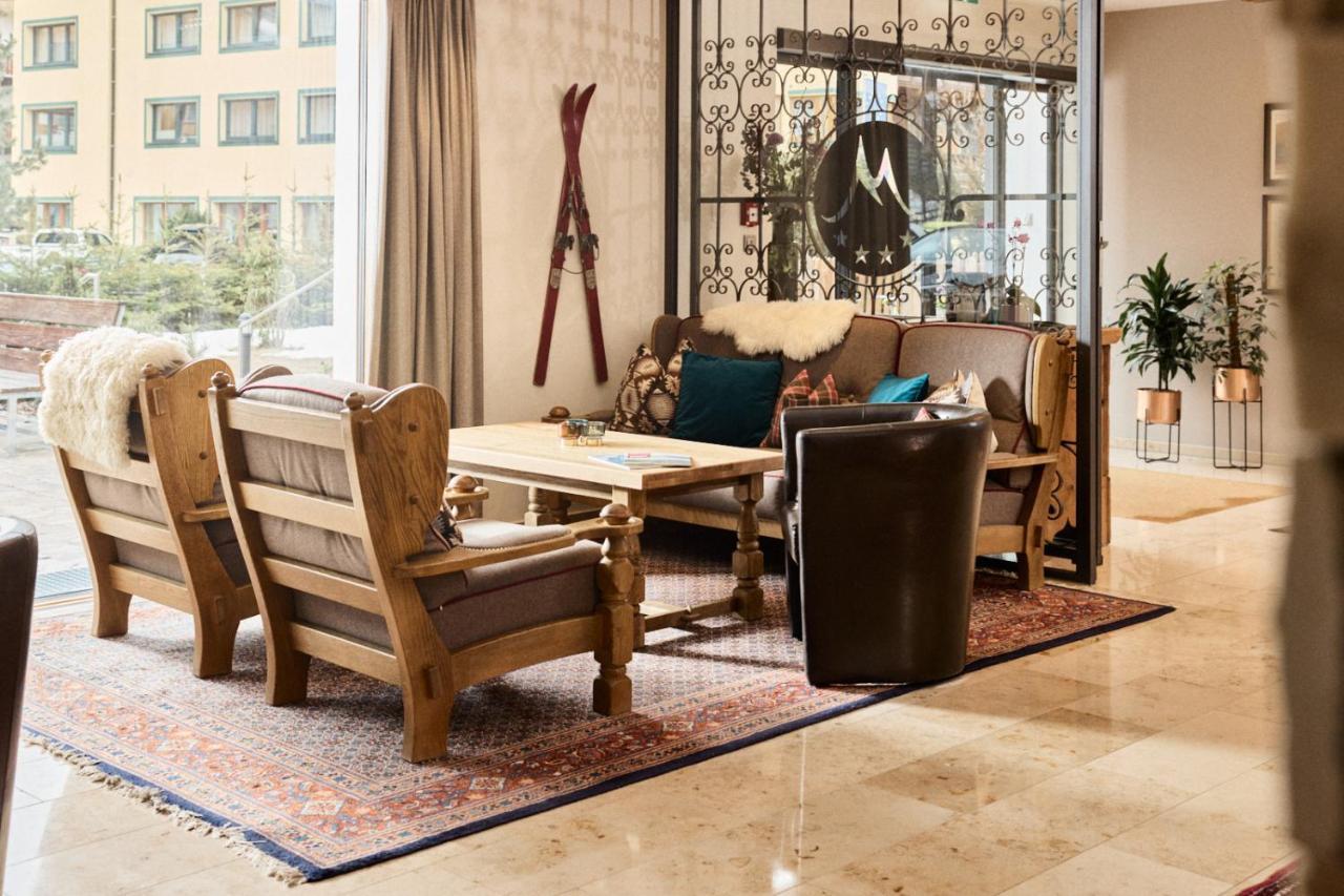 "Quality Hosts Arlberg" Hotel Garni Moessmer サンクト・アントン・アム・アールベルク エクステリア 写真