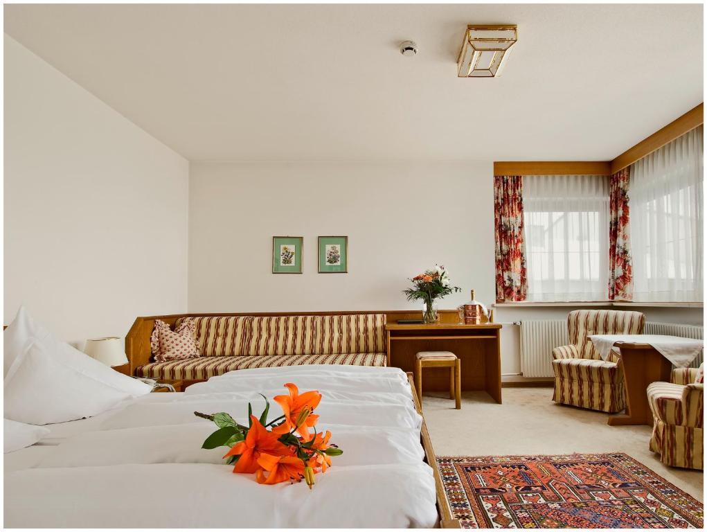 "Quality Hosts Arlberg" Hotel Garni Moessmer サンクト・アントン・アム・アールベルク エクステリア 写真